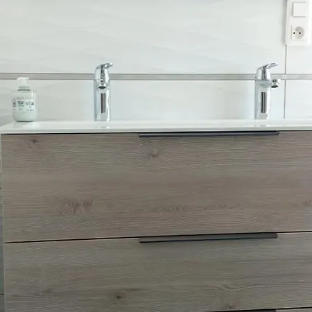Avec Terrasse Privative Et Vue * Hanvec